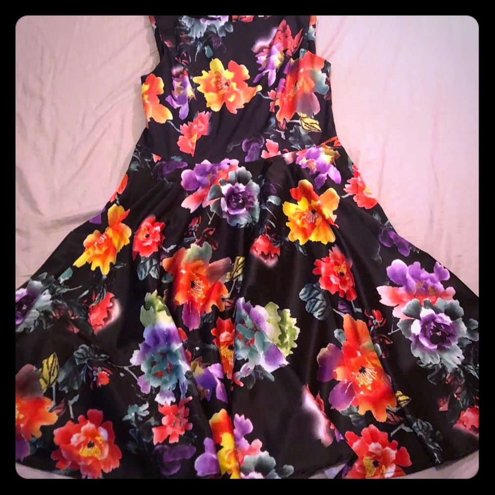 Cocktail dress only worn once